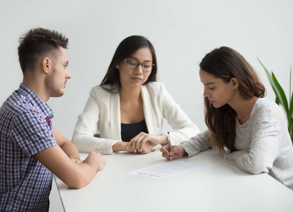 divorce analyst